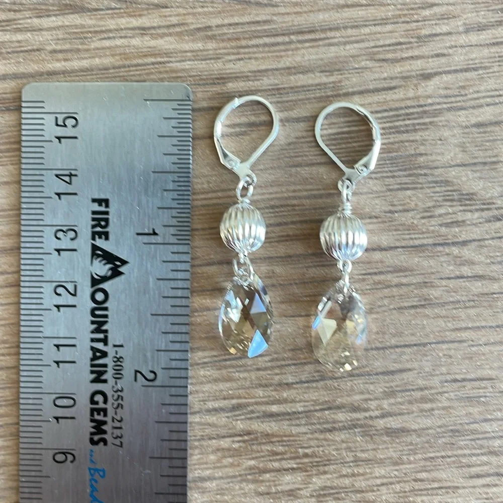 HAND CRAFTED PIERCED EARRINGS SILVER SHADE SWAROVSKI Pear Drop Crystal Dangles